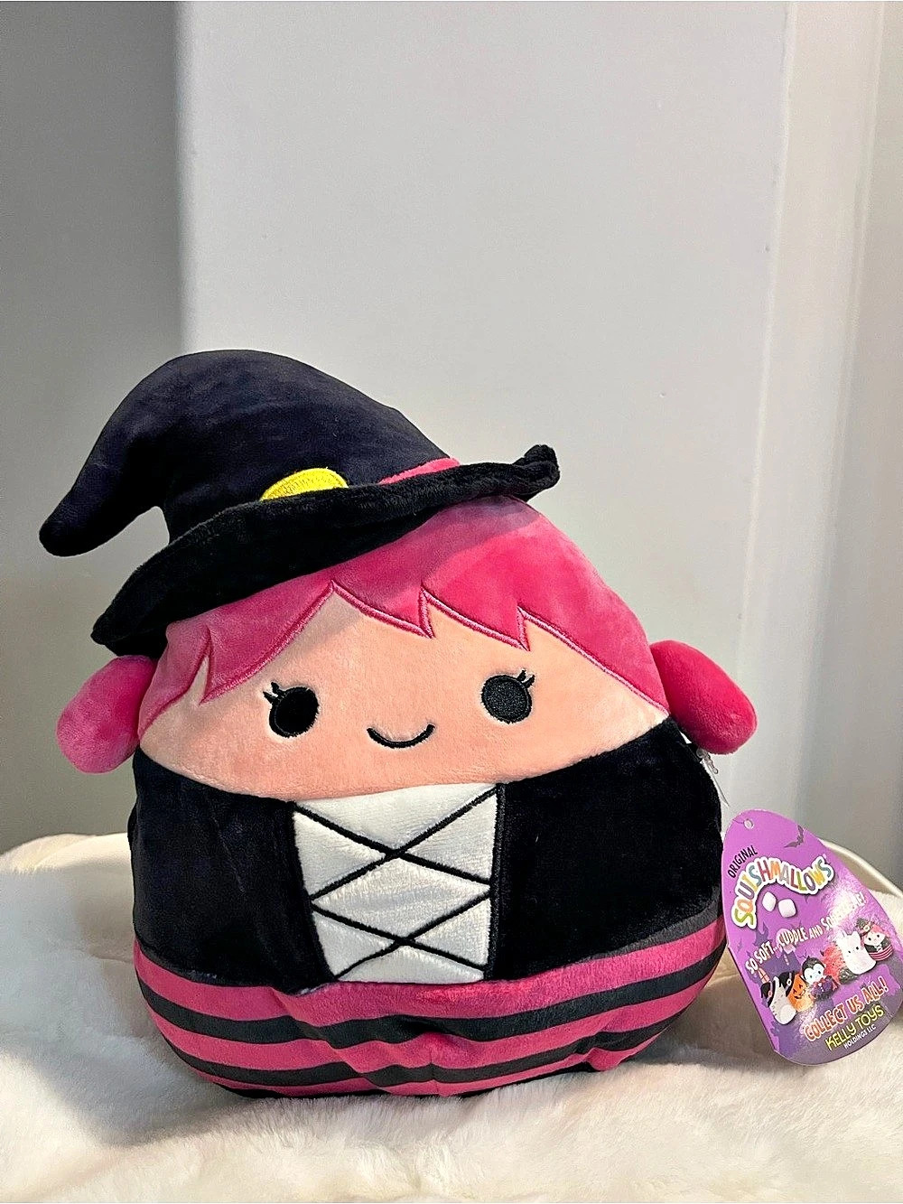 Squishmallows Waxla the Witch 8”